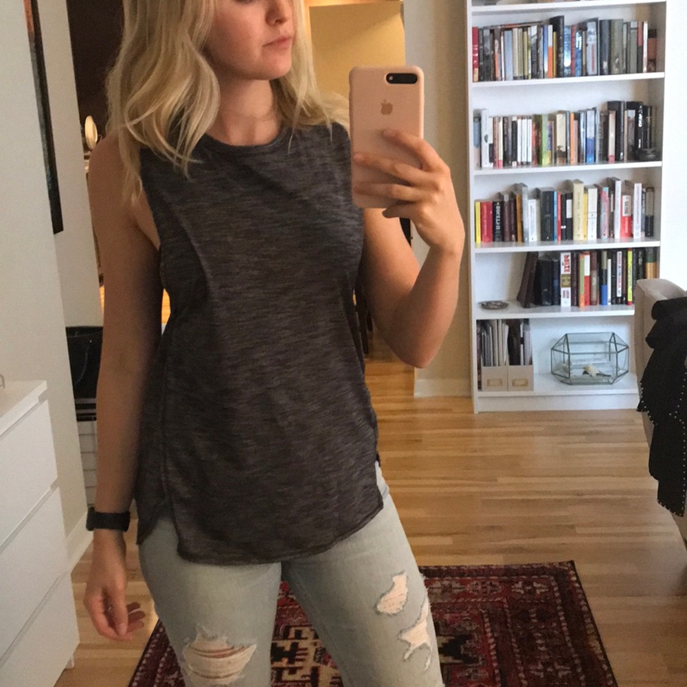 lululemon yogi muscle tee